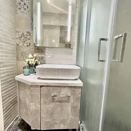 Luxus For 2 Apartment